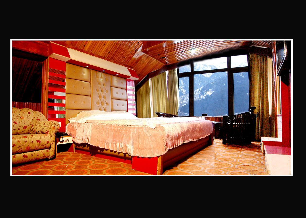 Hotel Out Town Manāli Εξωτερικό φωτογραφία