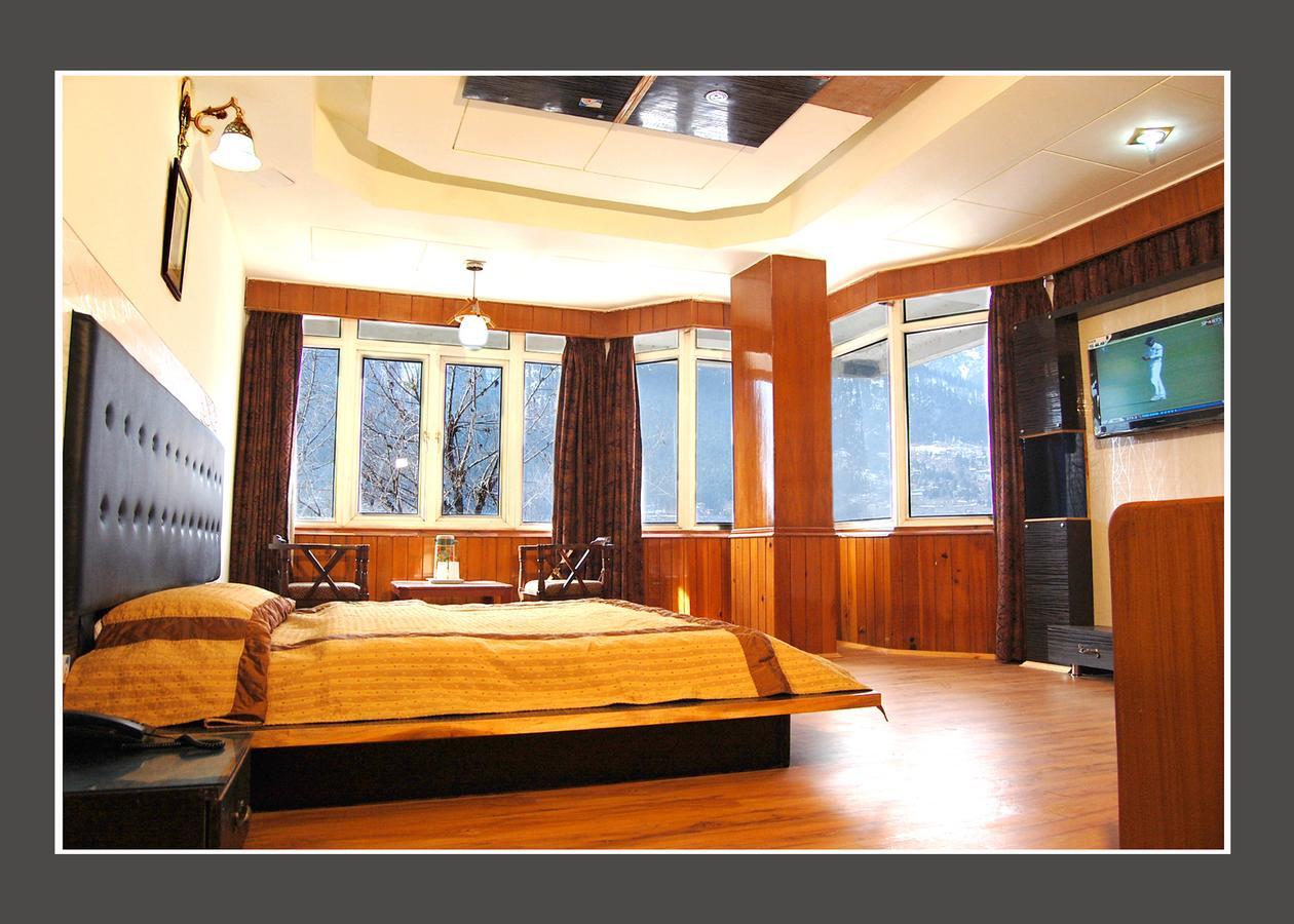 Hotel Out Town Manāli Εξωτερικό φωτογραφία