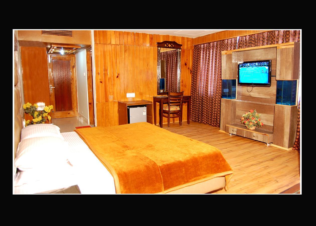 Hotel Out Town Manāli Εξωτερικό φωτογραφία