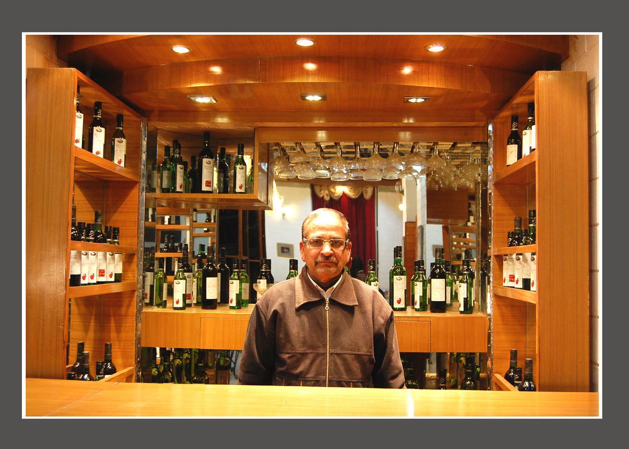 Hotel Out Town Manāli Εξωτερικό φωτογραφία
